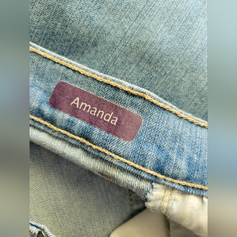 Gloria Vanderbilt Womens 2015 Amanda Style Light Denim Jeans. Size 10 Short - Picture 9 of 12